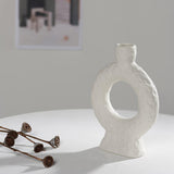 Q-shaped White Ceramic Candle Holder