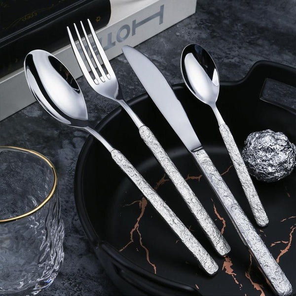 4 Piece Silver Flatware Set with Hammered Handle 