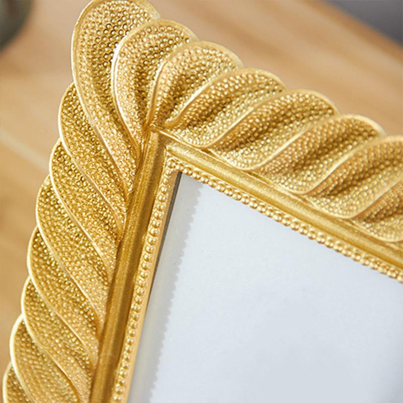 Hand Carved Bright Gold Resin Picture Frame-Details