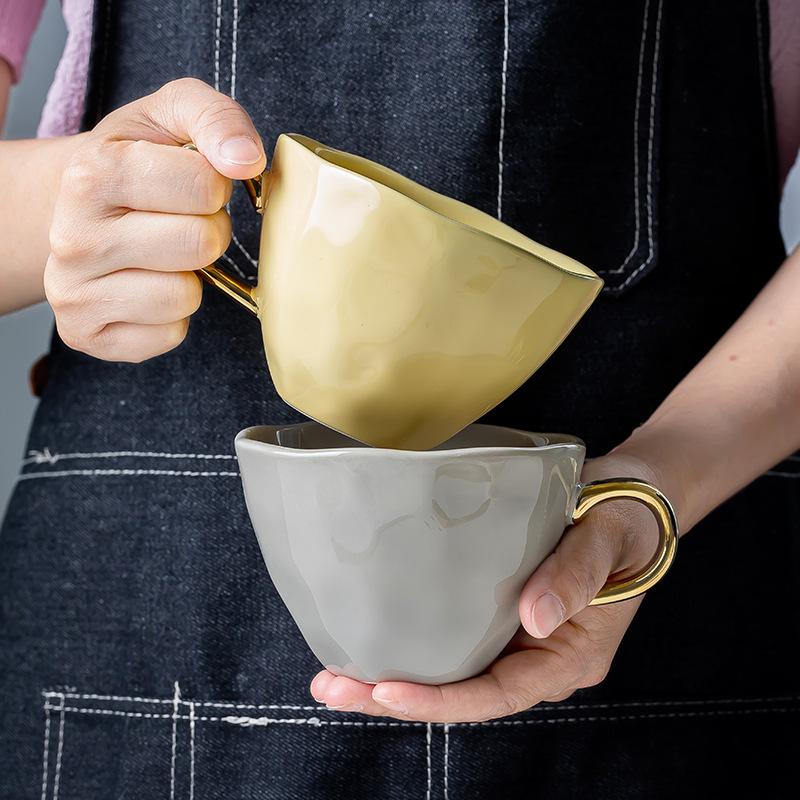 Hammered Yellow Gray Porcelain Coffee Mug with Gold Handle